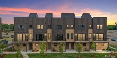 Beach Townhome/Townhouse For Sale in Detroit, Michigan