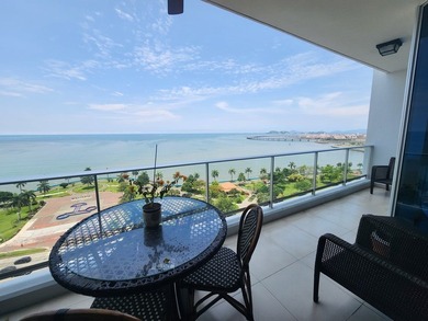 Beach Home For Sale in Panama City, 