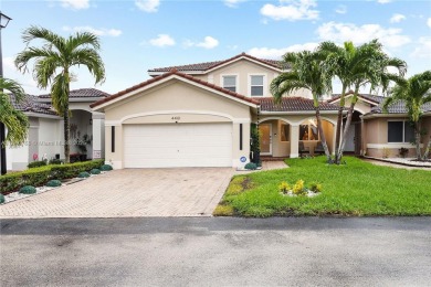 Beach Townhome/Townhouse For Sale in Miami, Florida