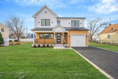 Beach Home For Sale in Lindenhurst, New York