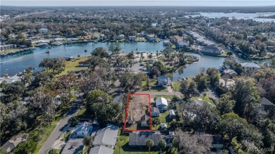 Beach Lot Sale Pending in Crystal River, Florida