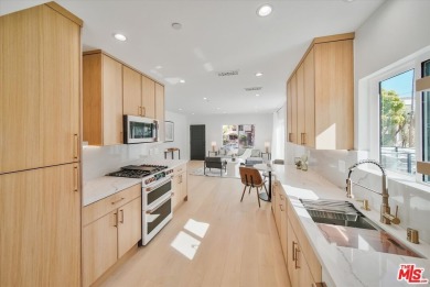 Beach Home For Sale in Santa Monica, California