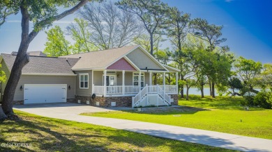 Beach Home For Sale in Ocean Isle Beach, North Carolina