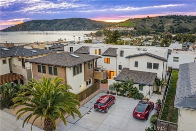 Beach Townhome/Townhouse For Sale in Avila Beach, California
