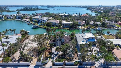 Beach Home For Sale in Sarasota, Florida