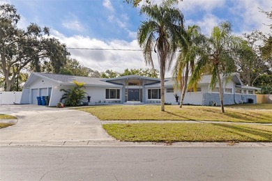 Beach Home Sale Pending in Largo, Florida