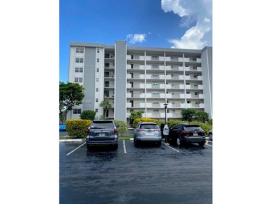 Beach Condo For Sale in Lauderhill, Florida