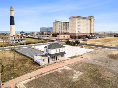 Beach Home For Sale in Atlantic City, New Jersey