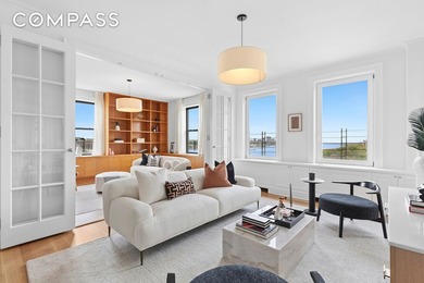 Beach Condo For Sale in New York, New York
