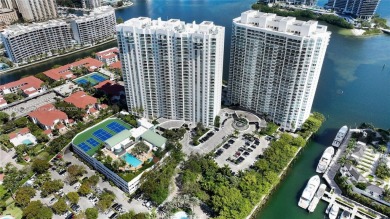 Beach Condo For Sale in Aventura, Florida