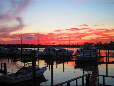 Beach Home For Sale in St. Petersburg, Florida