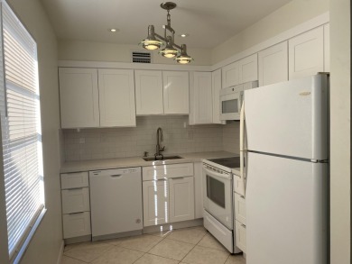 Beach Condo For Sale in Delray Beach, Florida