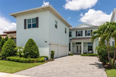 Beach Home For Sale in Palm Beach Gardens, Florida