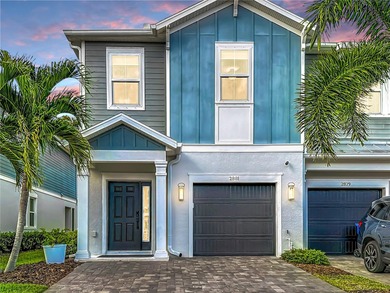 Beach Townhome/Townhouse Sale Pending in Tampa, Florida