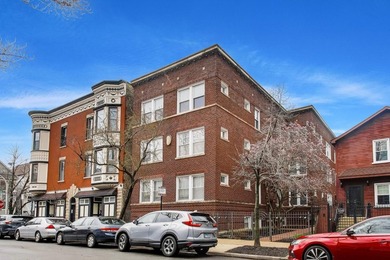 Beach Condo For Sale in Chicago, Illinois