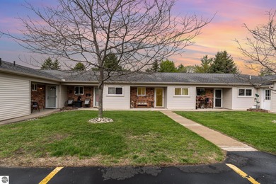 Beach Condo For Sale in Oscoda, Michigan