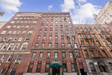 Beach Apartment For Sale in New York, New York