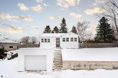 Beach Home Sale Pending in Manistee, Michigan