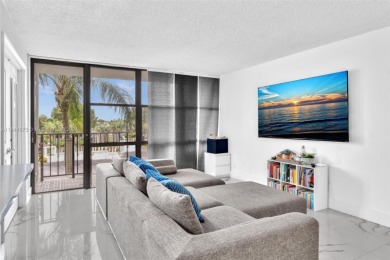 Beach Condo For Sale in Hallandale Beach, Florida