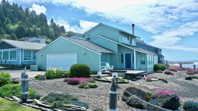 Beach Home For Sale in Yachats, Oregon