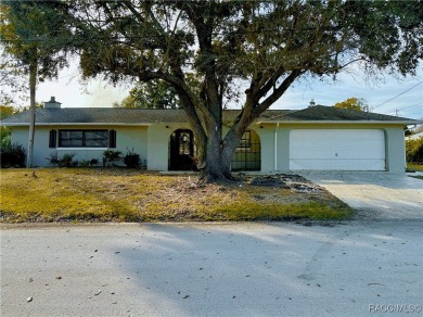 Beach Home Sale Pending in Homosassa, Florida