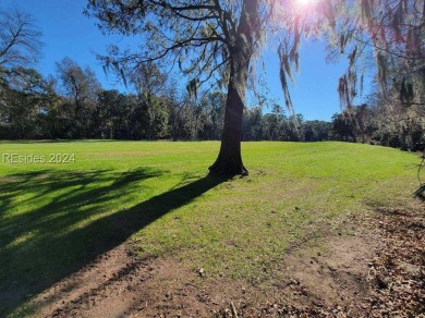 Beach Lot For Sale in Daufuskie Island, South Carolina