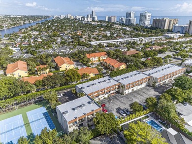 Beach Townhome/Townhouse For Sale in Lauderdale BY The Sea, Florida