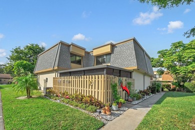 Beach Townhome/Townhouse For Sale in Delray Beach, Florida