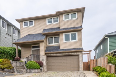 Beach Home For Sale in Lincoln City, Oregon