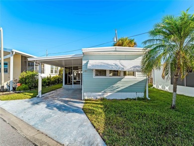 Beach Home For Sale in Venice, Florida