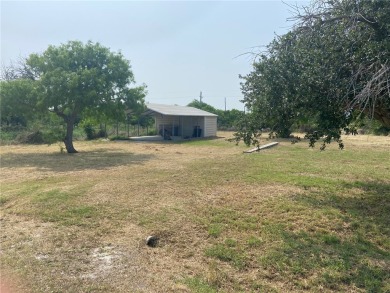 Beach Lot Sale Pending in Bayside, Texas