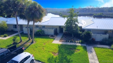 Beach Condo Sale Pending in Crystal River, Florida