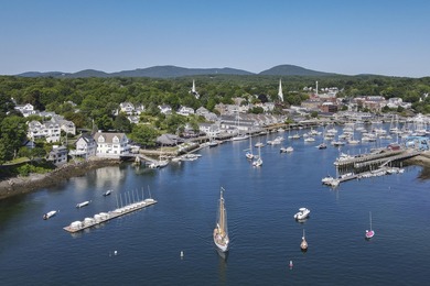 Beach Home For Sale in Camden, Maine