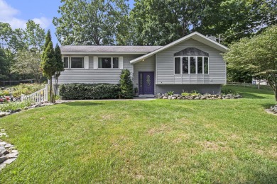 Beautiful Home Close to Arcadia Bluffs Golf Courses! - Beach Home for sale in Arcadia, Michigan on Beachhouse.com