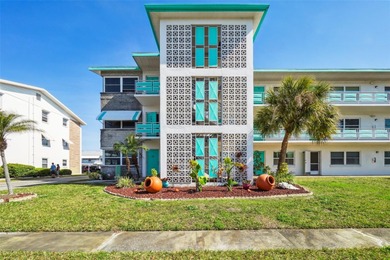 Beach Condo For Sale in St. Petersburg, Florida