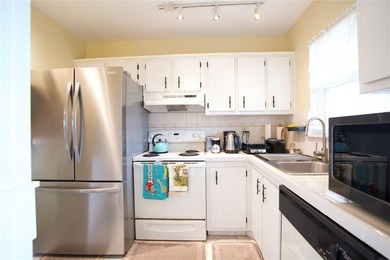 Beach Condo For Sale in Margate, Florida