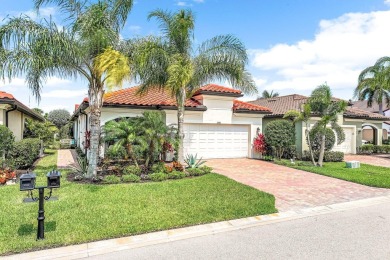 Beach Home For Sale in Naples, Florida