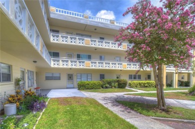 Beach Condo For Sale in Clearwater, Florida