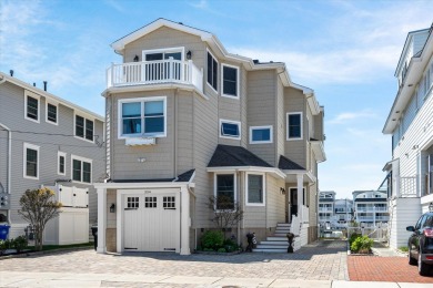 Beach Home For Sale in Avalon, New Jersey