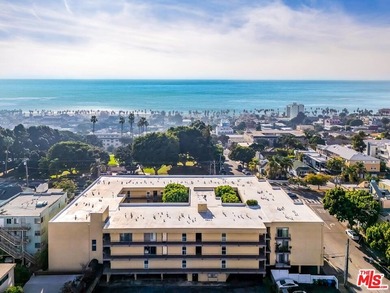 Beach Condo For Sale in Santa Monica, California