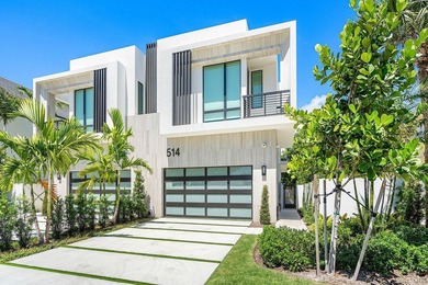 Beach Townhome/Townhouse For Sale in Delray Beach, Florida