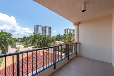 Beach Condo For Sale in Naples, Florida