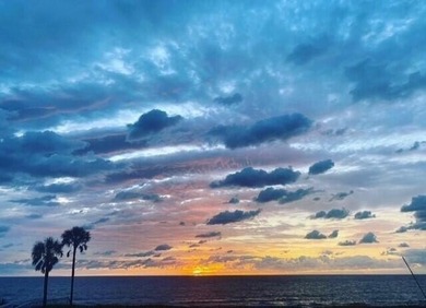 Beach Townhome/Townhouse For Sale in Ocean Ridge, Florida