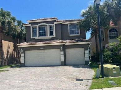 Beach Home Active Under Contract in Lake Worth, Florida