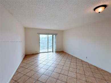 Beach Condo For Sale in Deerfield Beach, Florida