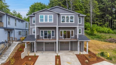Beach Townhome/Townhouse For Sale in Lincoln City, Oregon