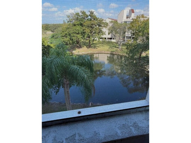 Beach Condo For Sale in Lauderhill, Florida