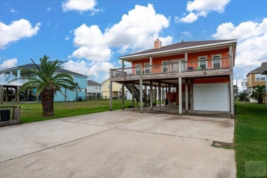 Beach Home For Sale in Crystal Beach, Texas