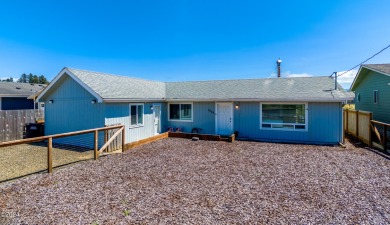 Beach Home For Sale in Waldport, Oregon