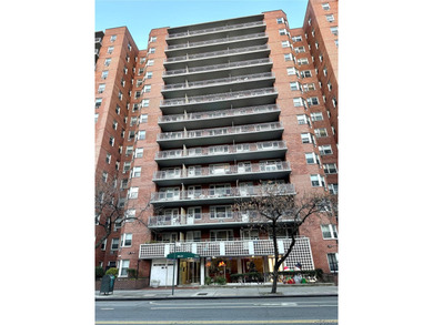 Beach Lot For Sale in Jamaica, New York